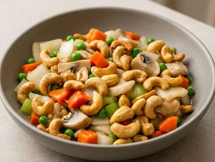 Chicken Cashew Nut Chop Suey